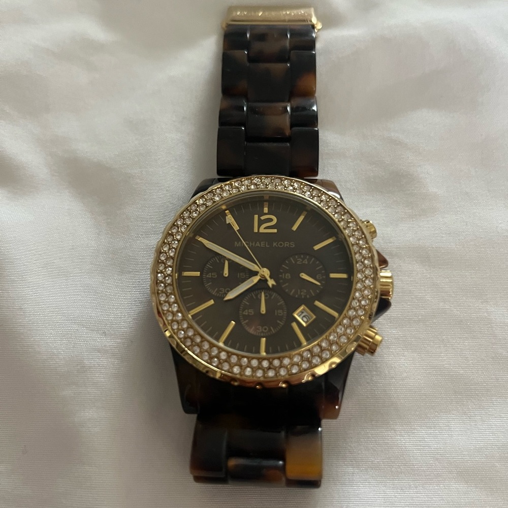 Michael Kors MK5557